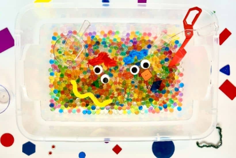 Image of Shape sensory bin